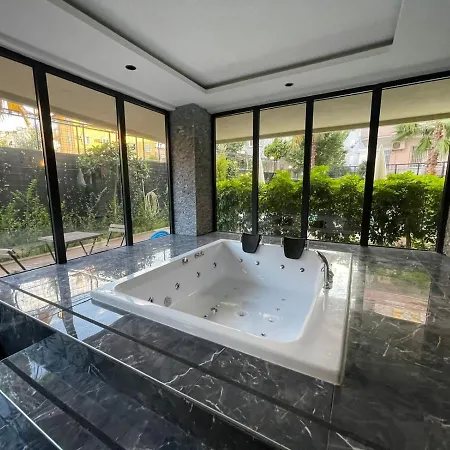 Apartment Square Light Residence Alanya