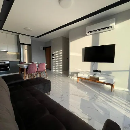 Apartment Square Light Residence